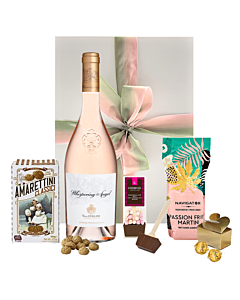 "All I Want for Christmas" Whispering Angel Cocktail Hamper - Passion Fruit Martini & Festive Chocolate Treats