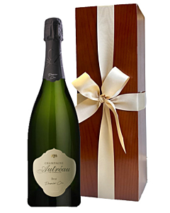 Personalised-Champagne-Magnum-in-Luxury-Wooden-Box