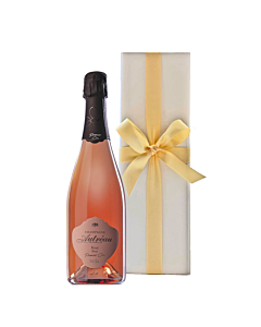 Personalised-Rosé-Champagne-in-white-box