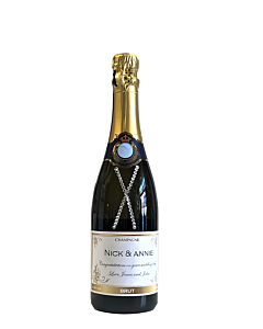 dazzling-personalised-champagne-with-crystal-gems