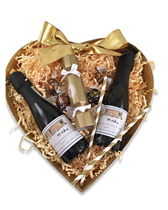 Miniature-personalised-Prosecco-and-chocolate-gift-set-heart-hamper