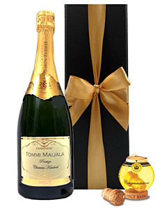 Personalised Classic Cuveé Champagne Magnum - Presented In Classique Black Box - With "Keep The Cork" Gold Bubbly Bauble