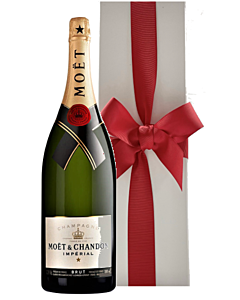 Moet Brut Imperial Champagne Magnum 150cl - Christmas Edition in "Classique" White Presentation Box