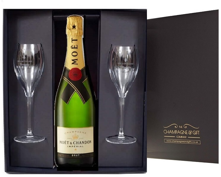 Moet-Champagne-and-flute-gift-set